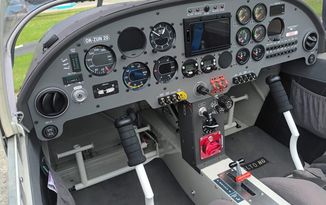Ukraine receives major aircraft batch to train military pilots